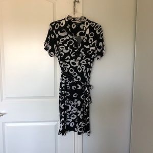 Ladies black/White dress